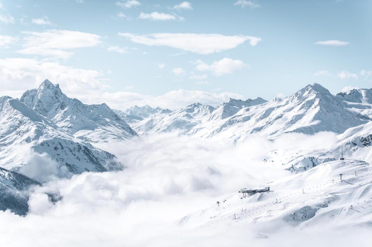 Quality Hosts Arlberg - Afoch Fei - Das Landhaus Sankt Anton am Arlberg Ngoại thất bức ảnh