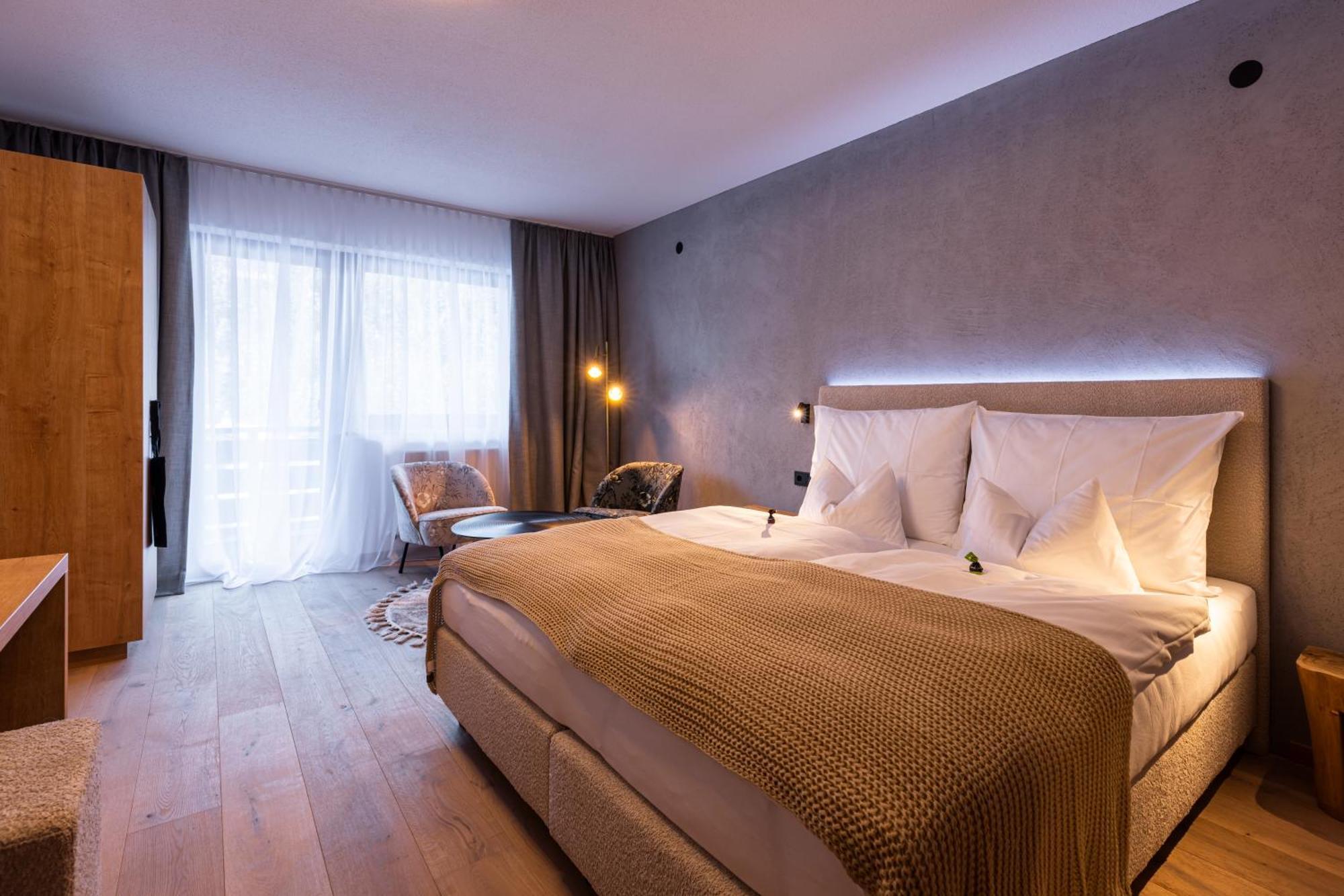 Quality Hosts Arlberg - Afoch Fei - Das Landhaus Sankt Anton am Arlberg Ngoại thất bức ảnh
